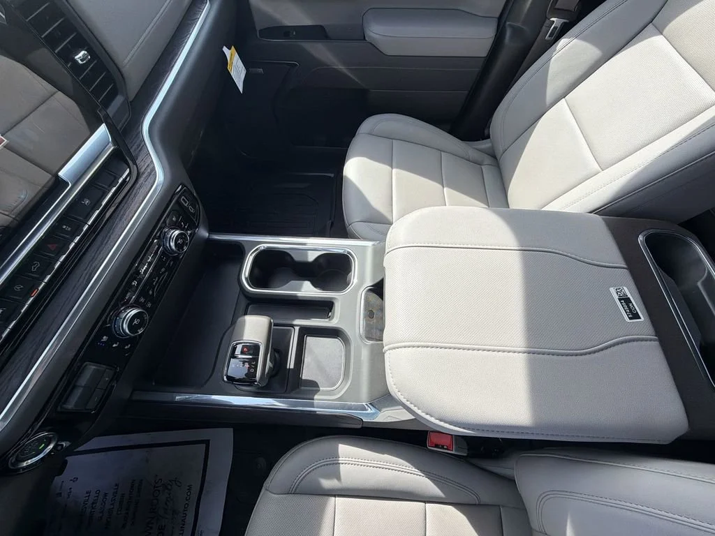 New 2026 Summit White GMC SLT image 27