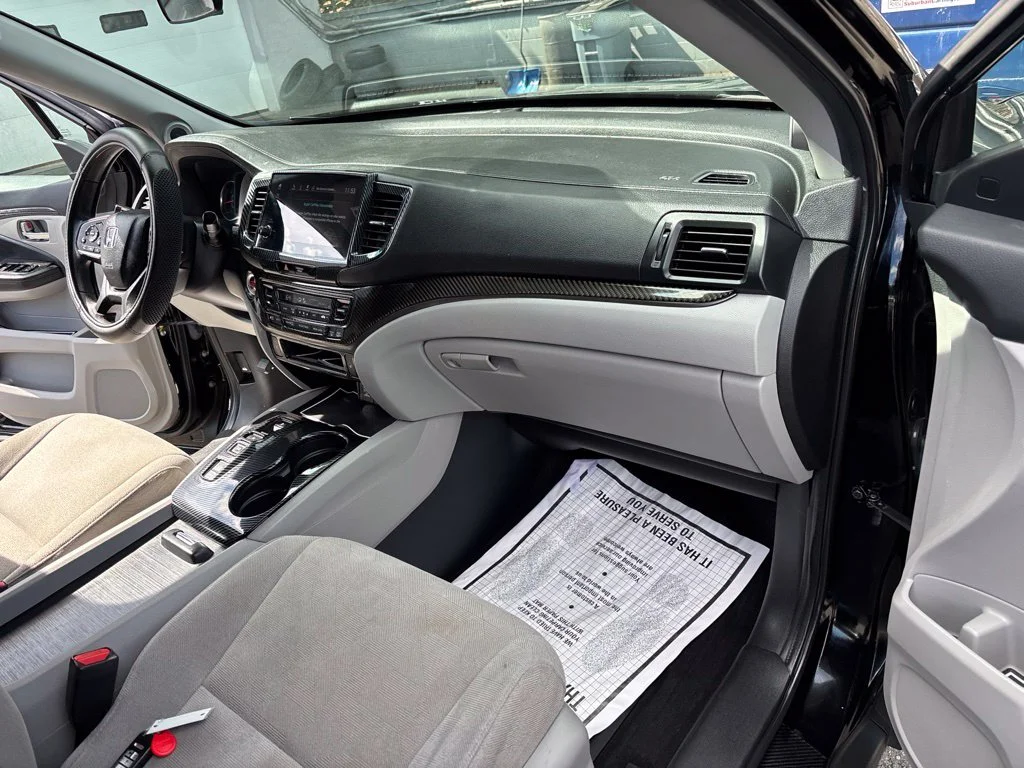 Used 2021 Black Honda EX image 29