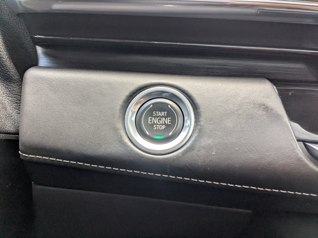 Used 2022 Black Raven Cadillac Premium Luxury Platinum image 20