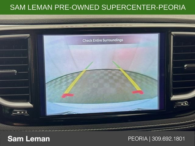Used 2025 White Chrysler Limited image 14