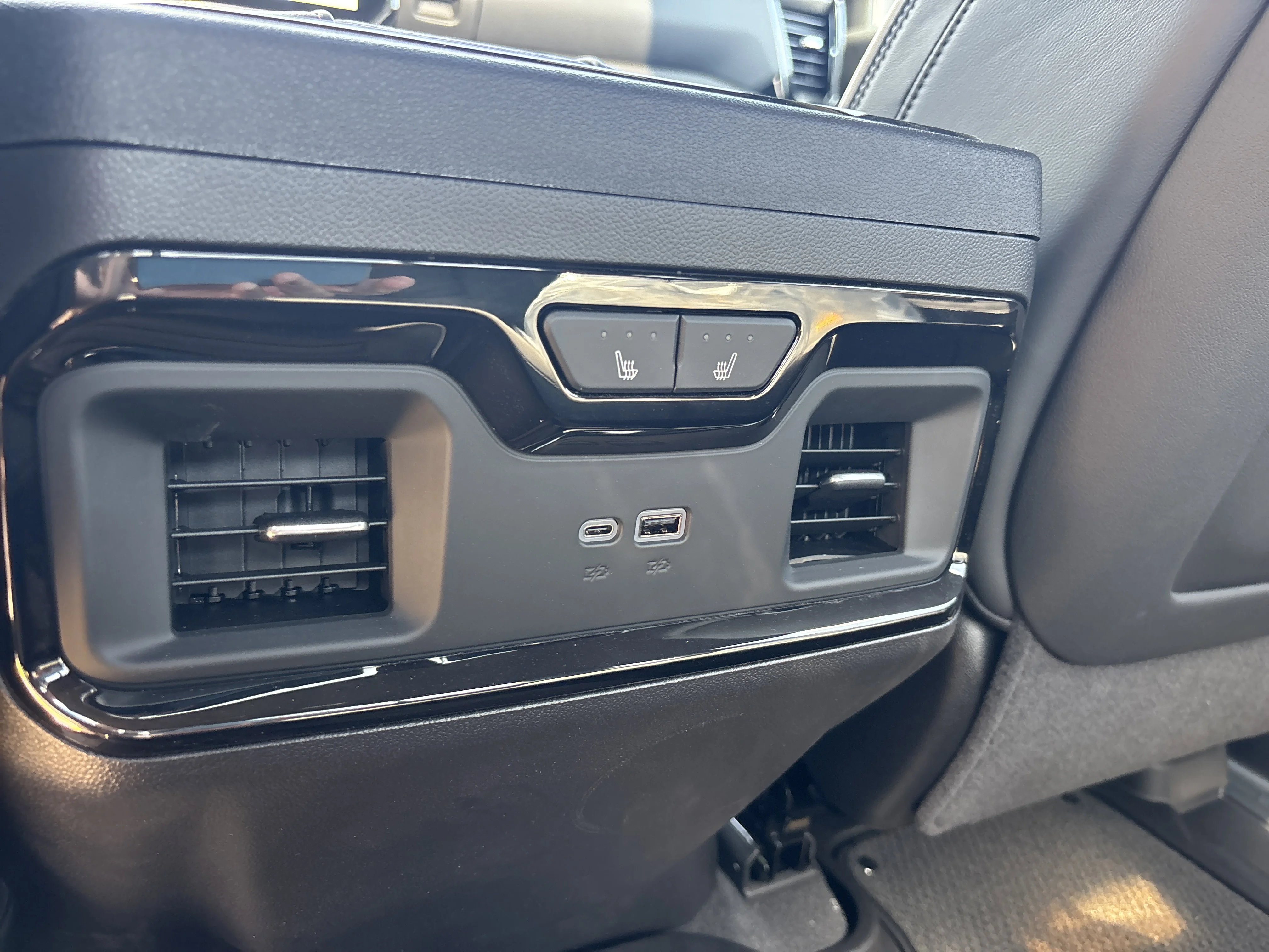 New 2026 Summit White GMC AT4X image 18
