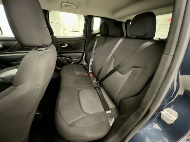 2023 Jeep Renegade Latitude - Photo 11