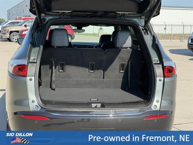 Used 2023 Sage Metallic Buick Premium image 5