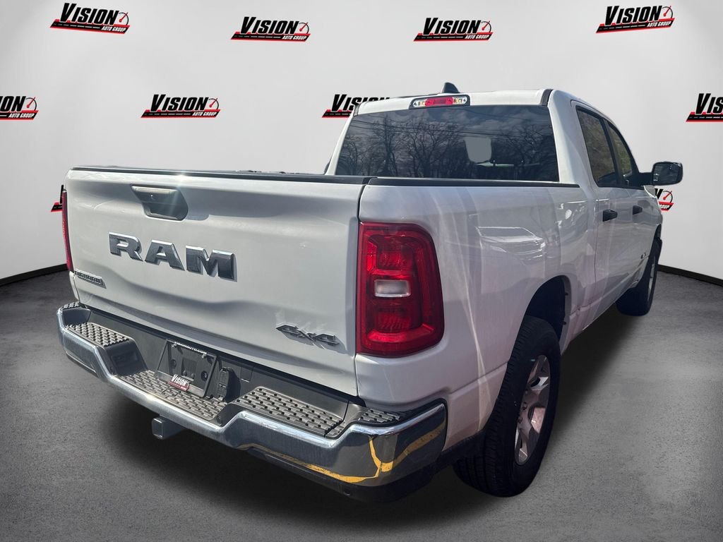 Used 2025 White Ram Big Horn/Lone Star image 28