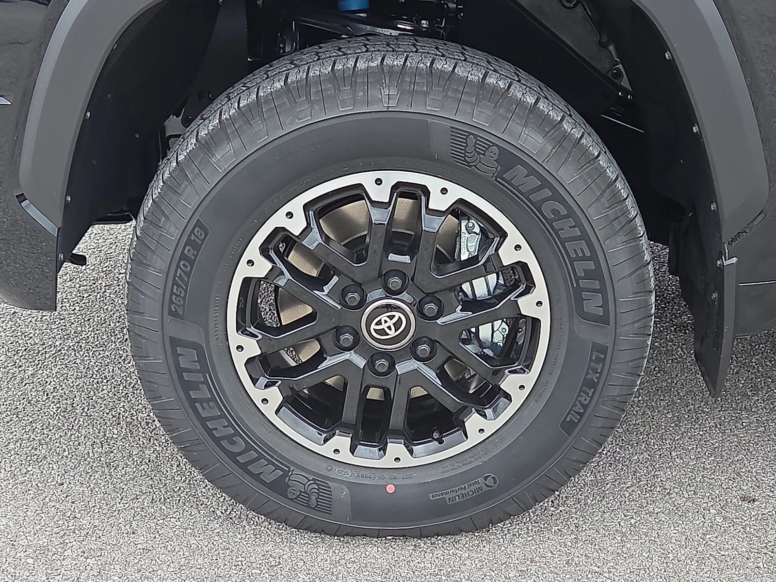 New 2026 Midnight Black Metallic Toyota SR5 image 5