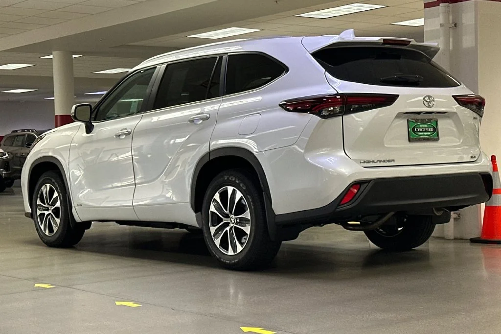 Certified Used 2026 Beige Toyota XLE image 6