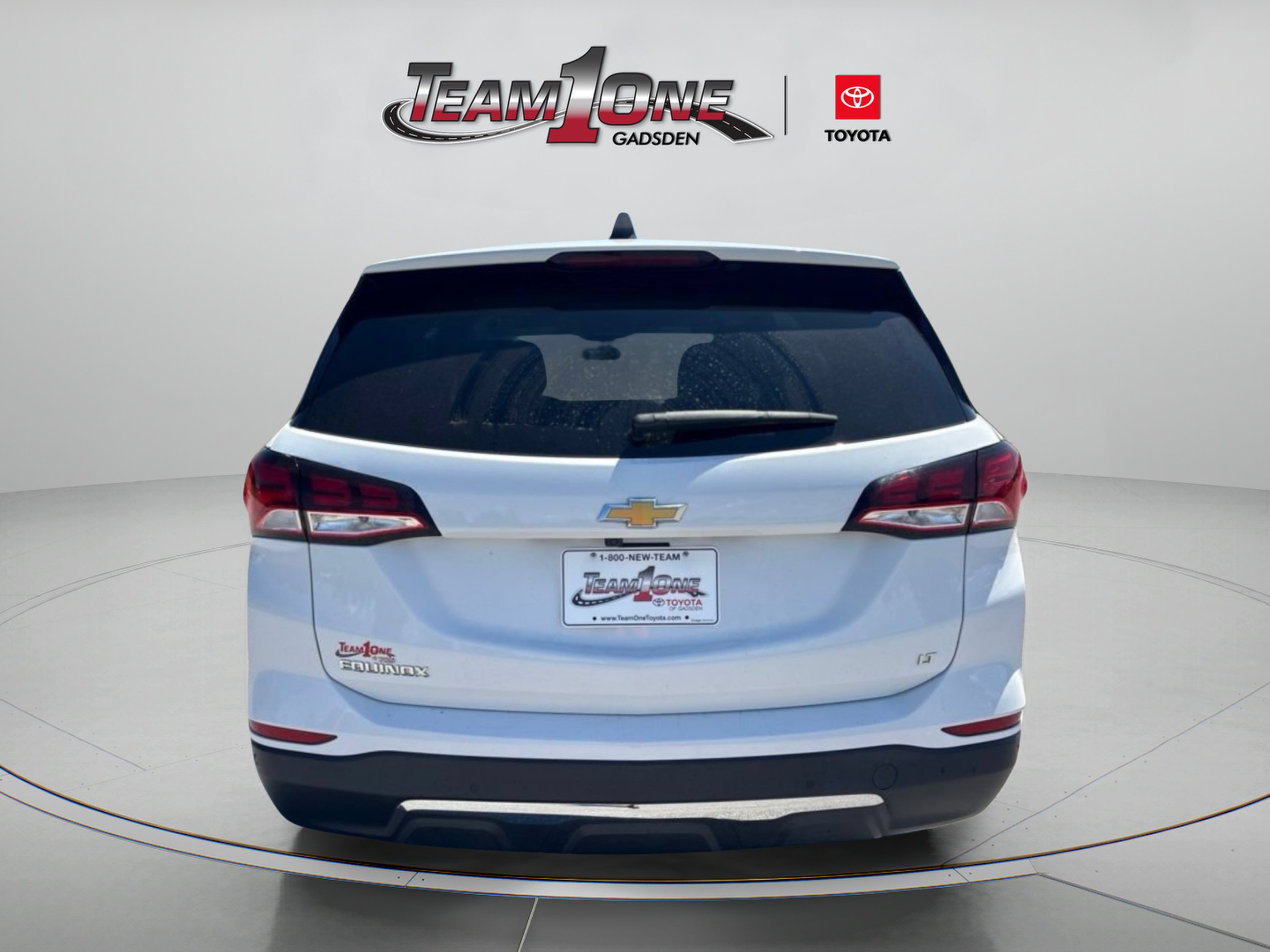 Used 2022 Summit White Chevrolet LT image 6