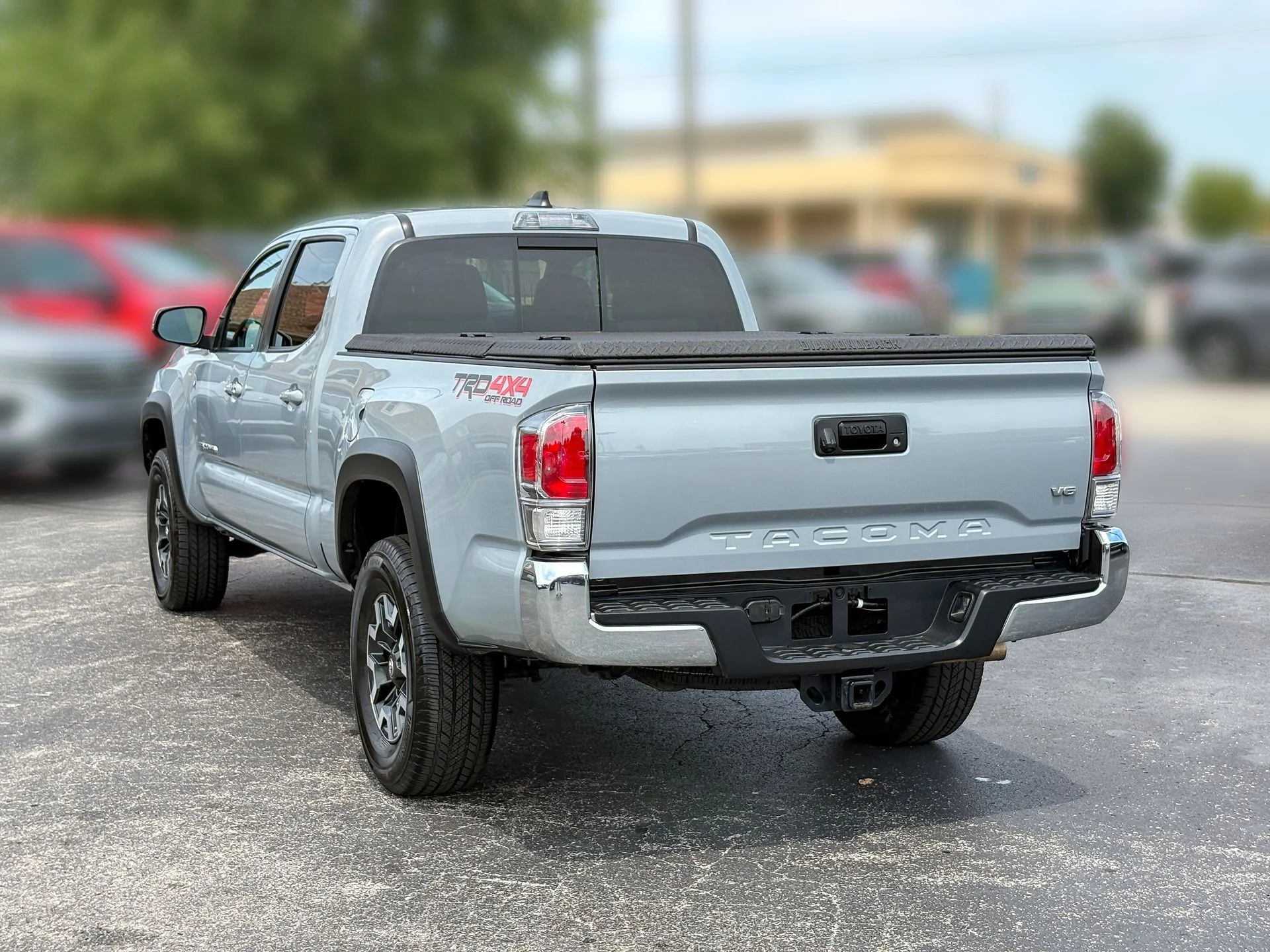 Used 2020 White Toyota TRD Off-Road image 9