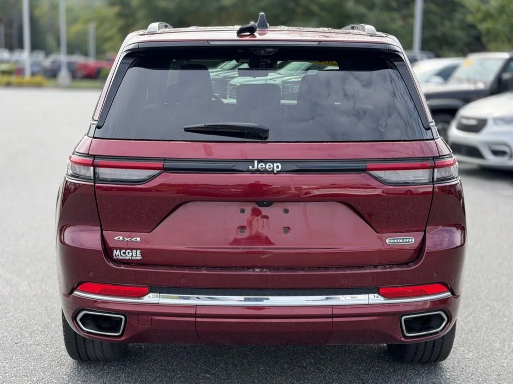 Used 2023 Red Jeep Overland image 4