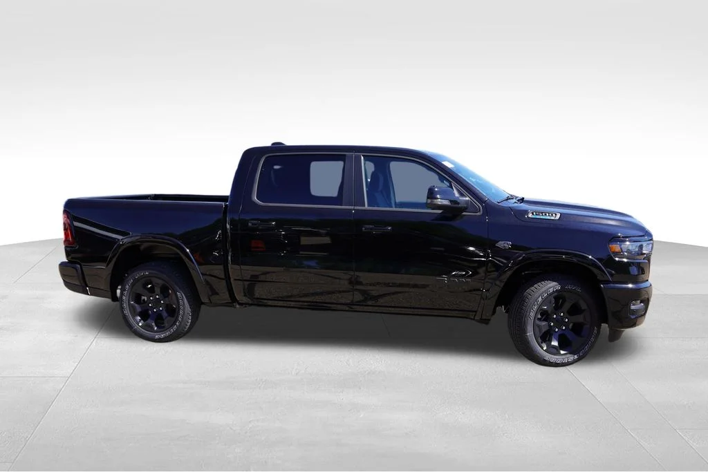 New 2027 Diamond Black Crystal Pearl-Coat Exterior Paint RAM Big Horn image 2