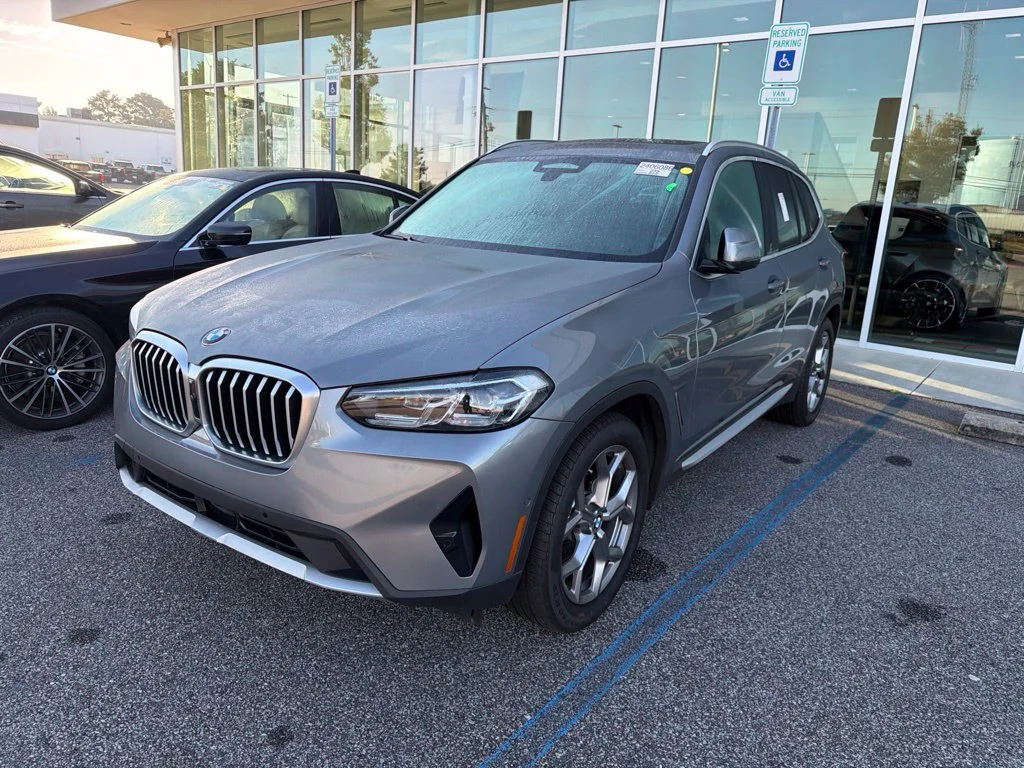 Used 2023 Gray BMW sDrive30i image 1