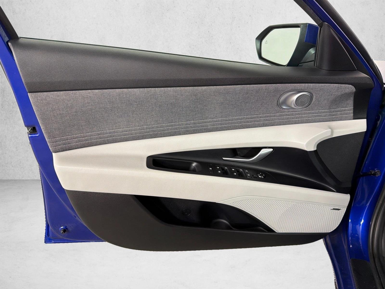 Used 2023 Intense Blue Hyundai Limited image 12