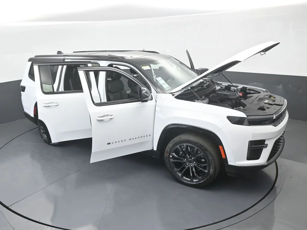 New 2026 Bright White Clearcoat Jeep Summit Obsidian image 70