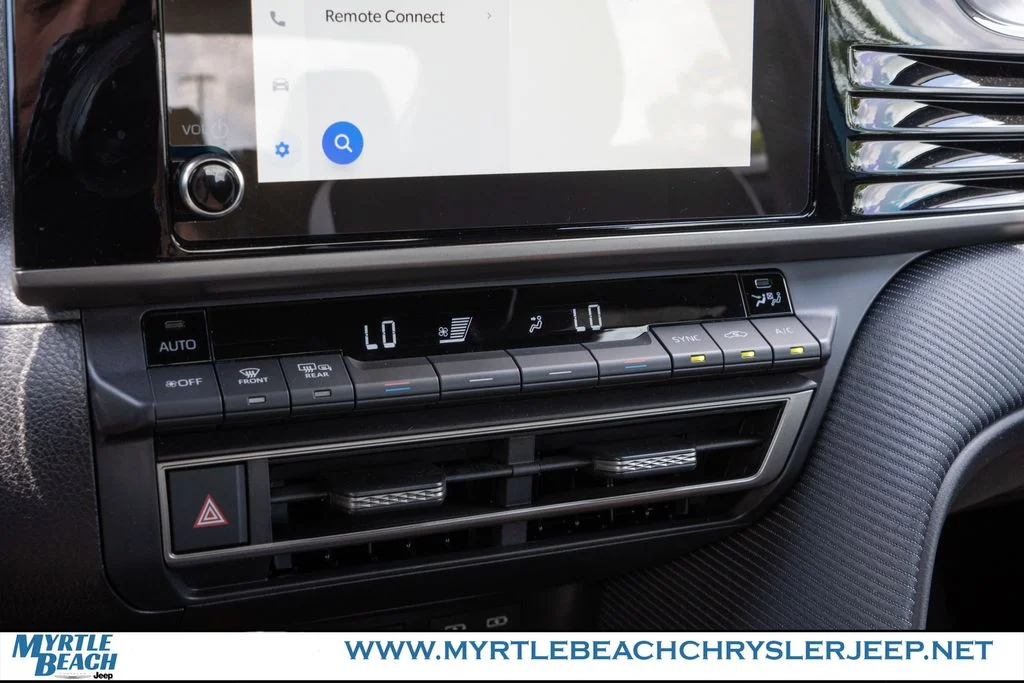 Used 2025 Ocean Toyota SE image 22