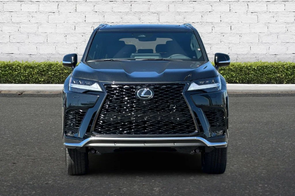 New 2026 Caviar Lexus LX 700h F SPORT HANDLING image 9