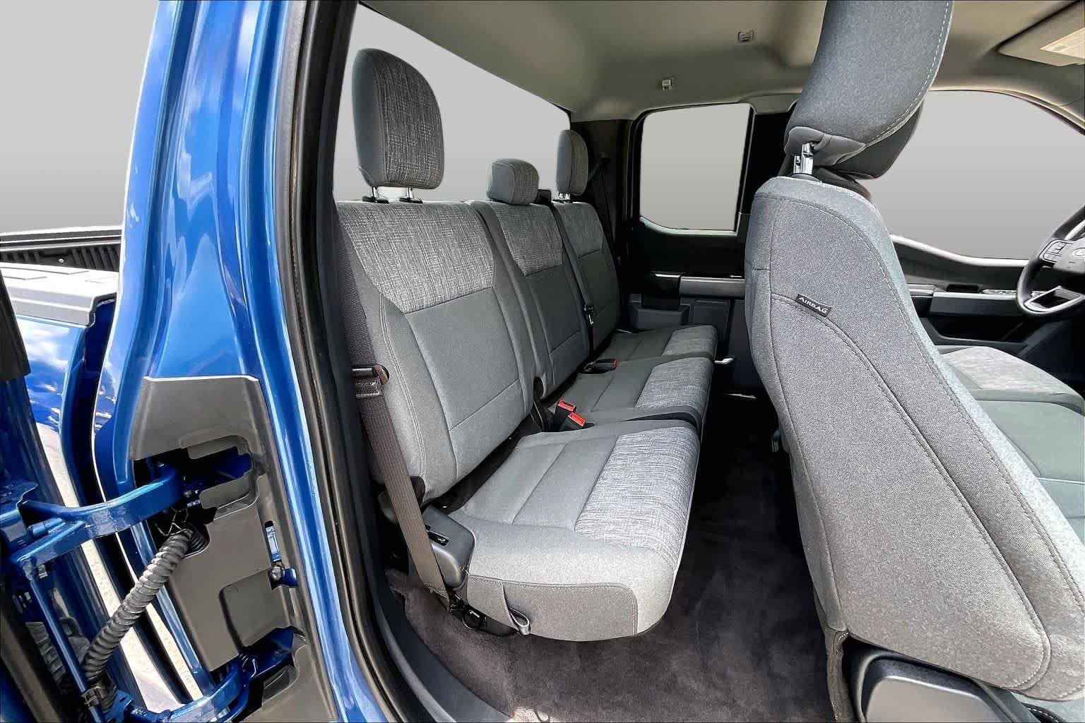 Used 2023 Atlas Blue Ford XLT image 35