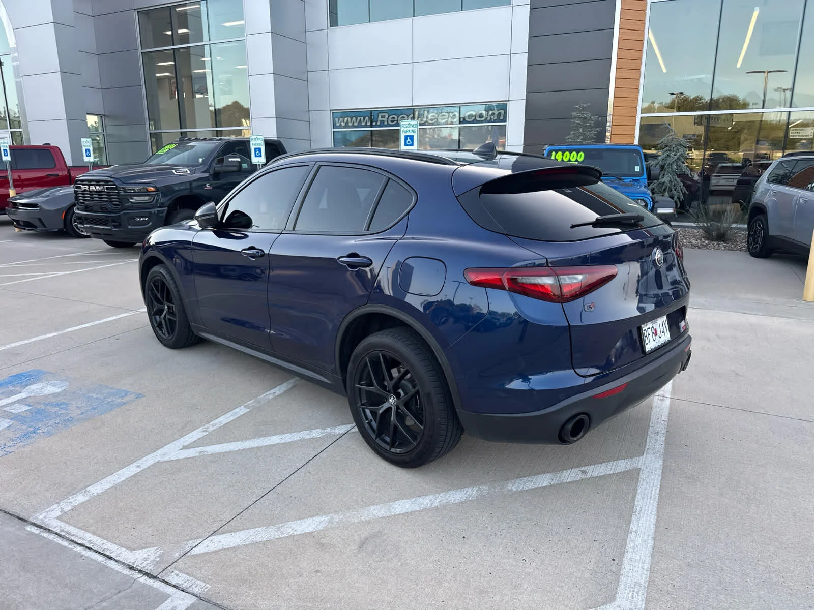 Used 2019 BLUE Alfa Romeo Sport image 7