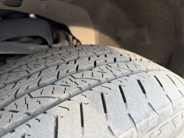 Used 2021 Carbonized Gray Metallic Ford Platinum image 12