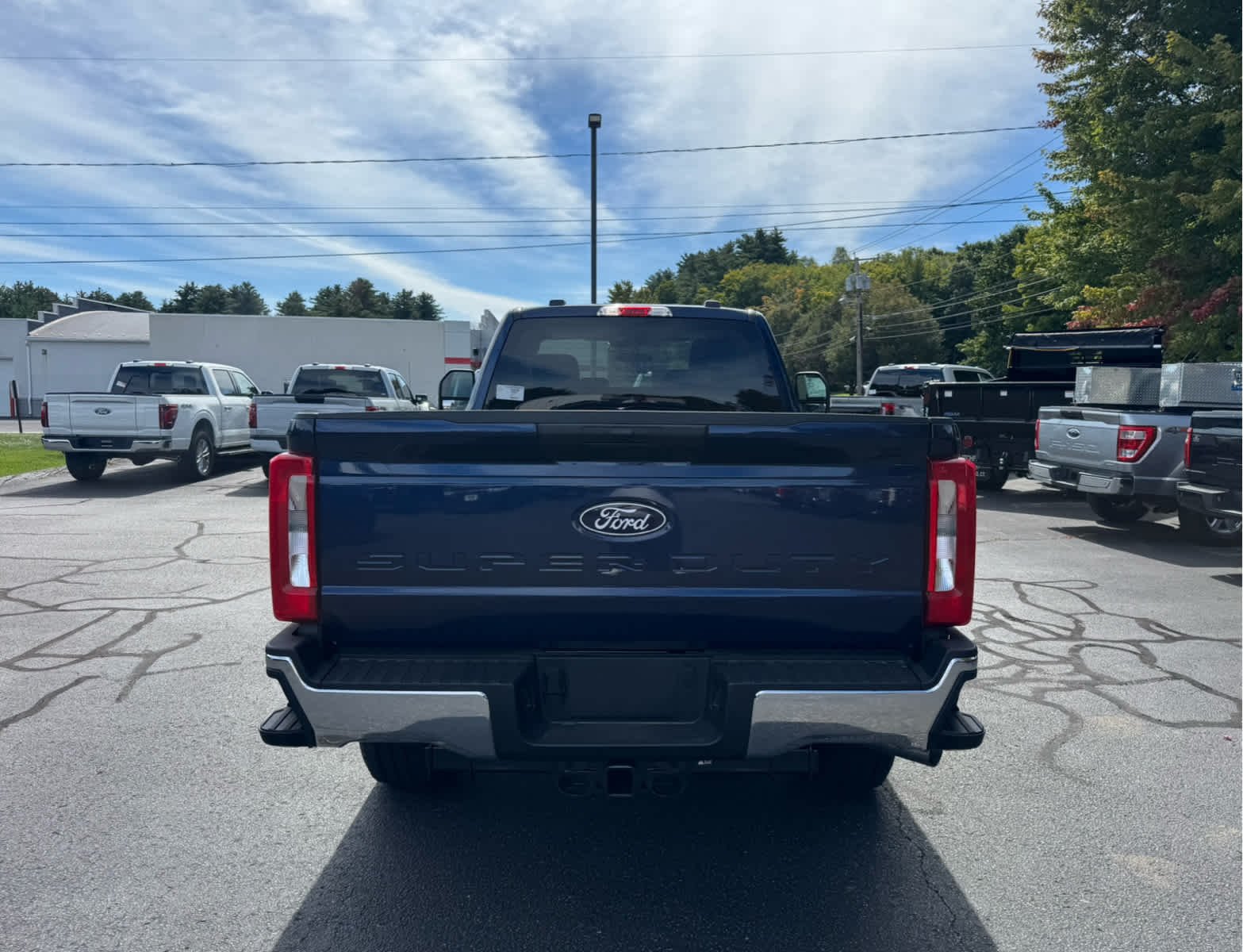 New 2027 Neptune Blue Ford XLT image 4