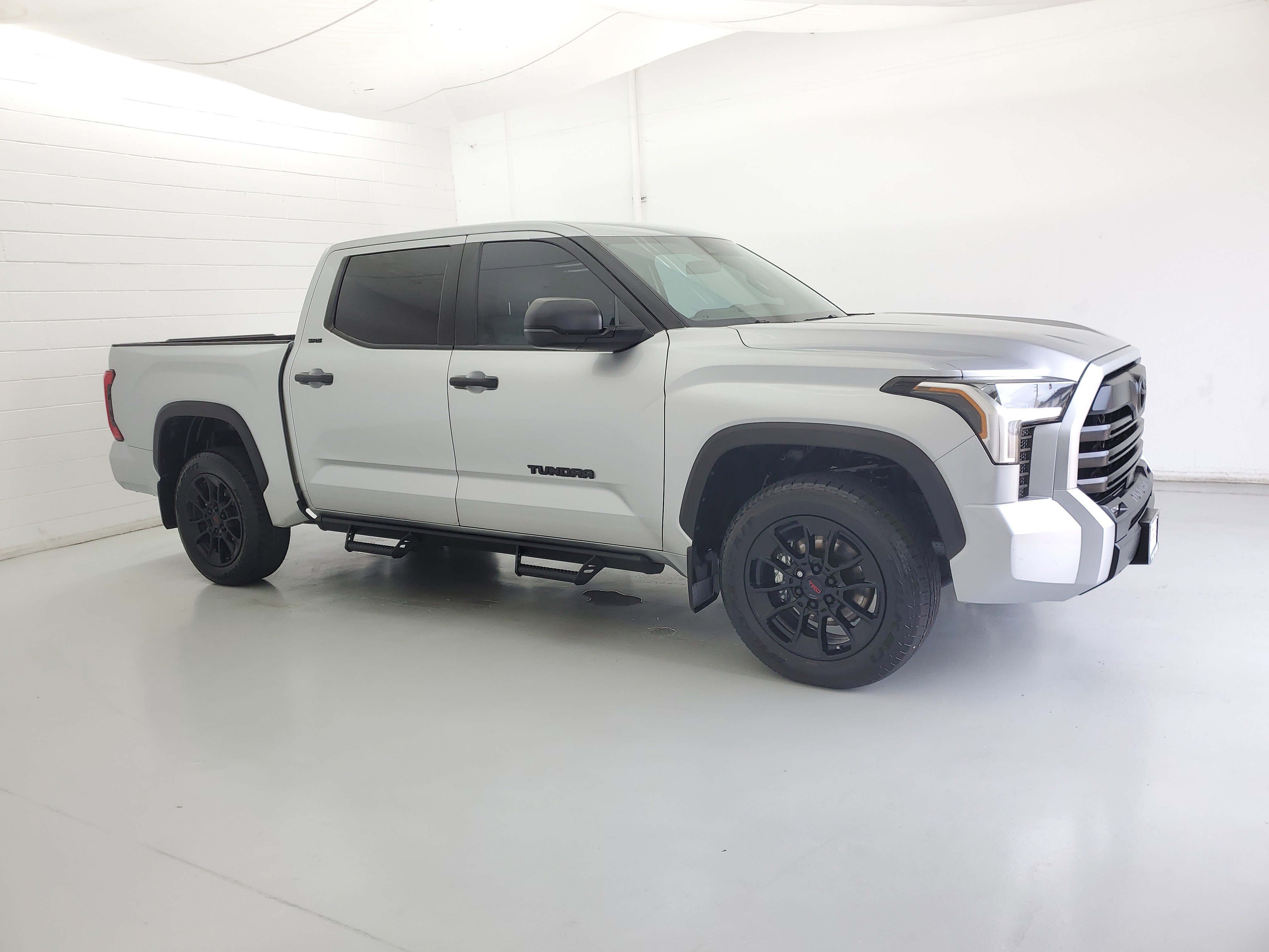 Used 2025 Celestial Silver Metallic Toyota SR5 image 4