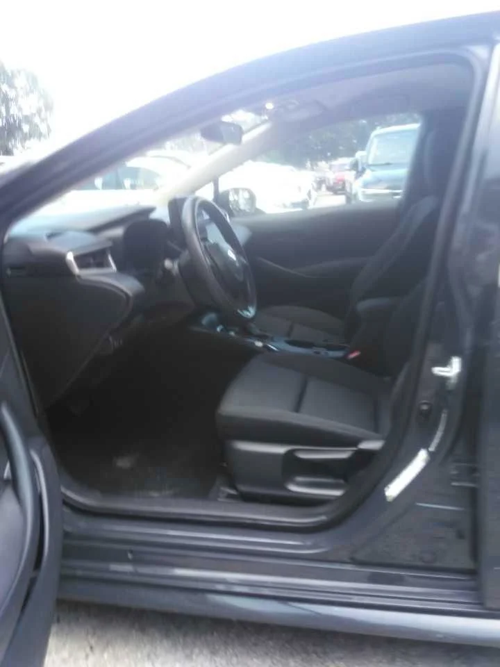 Used 2024  Toyota LE image 4