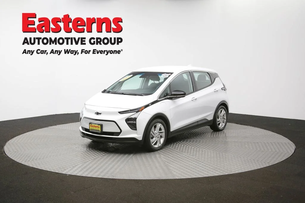 Used 2023 White Chevrolet 1LT image 55