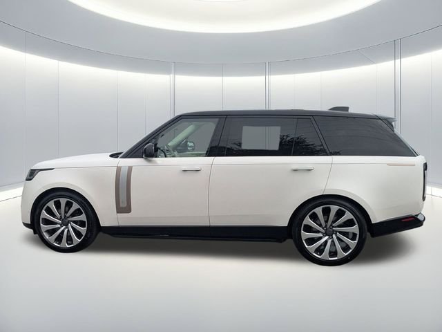 New 2026 Icy White Satin Land Rover SV image 4