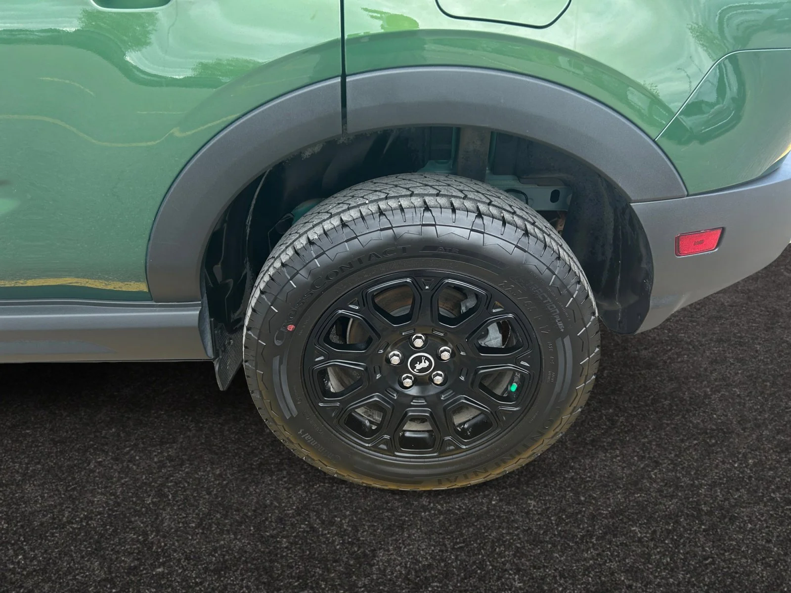 Used 2025 GREEN Ford  image 9