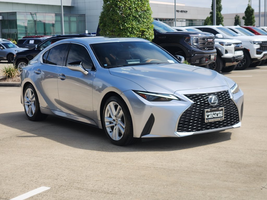 Certified Used 2024 Iridium Lexus 300 image 3
