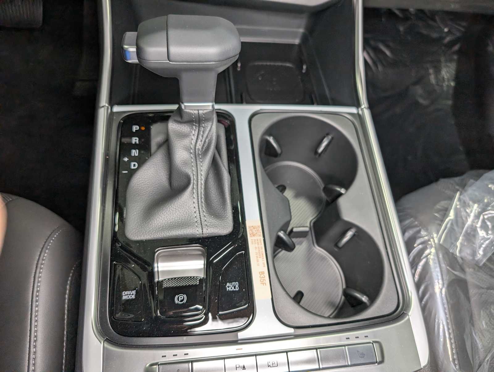 2026 Kia Carnival EX - Photo 25