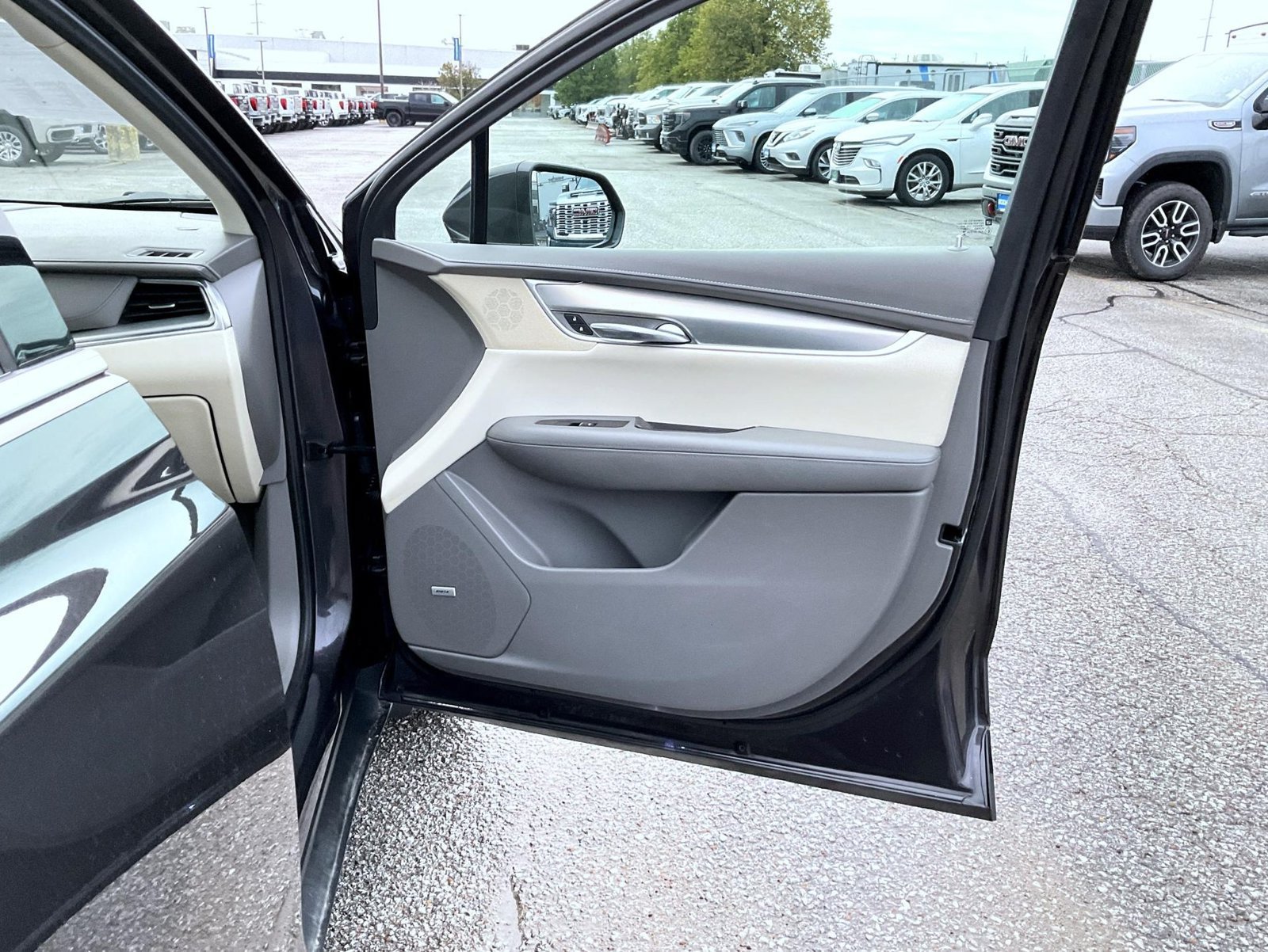 2017 Cadillac XT5 Premium Luxury - Photo 15