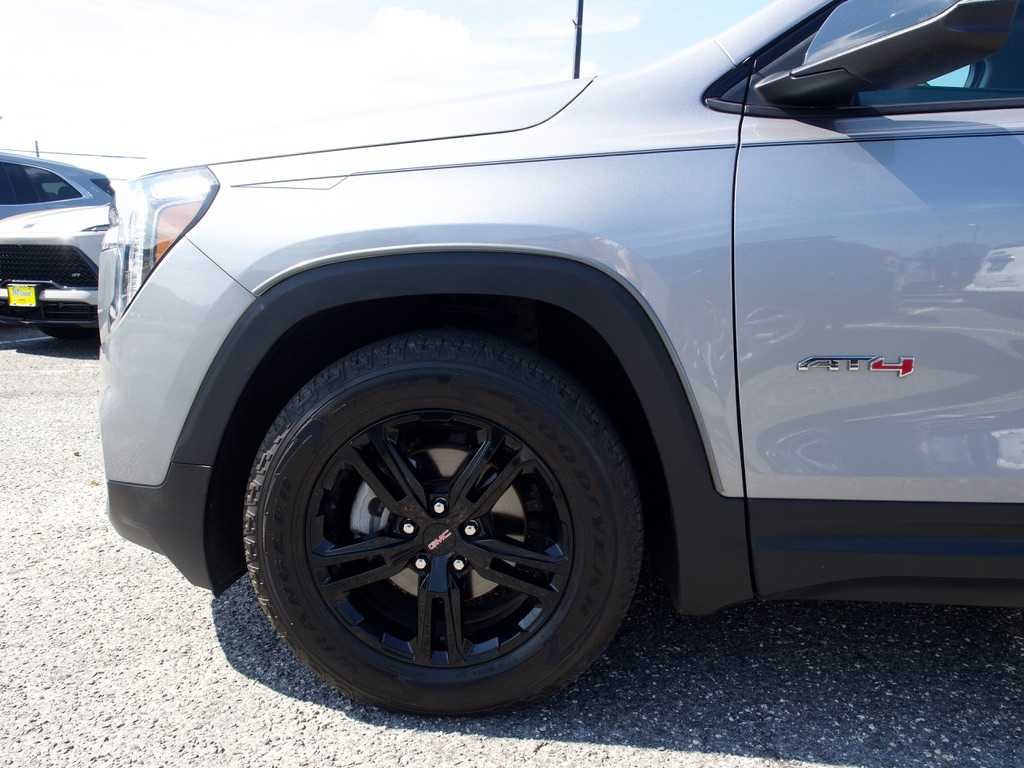 2024 GMC Terrain AT4 - Photo 9