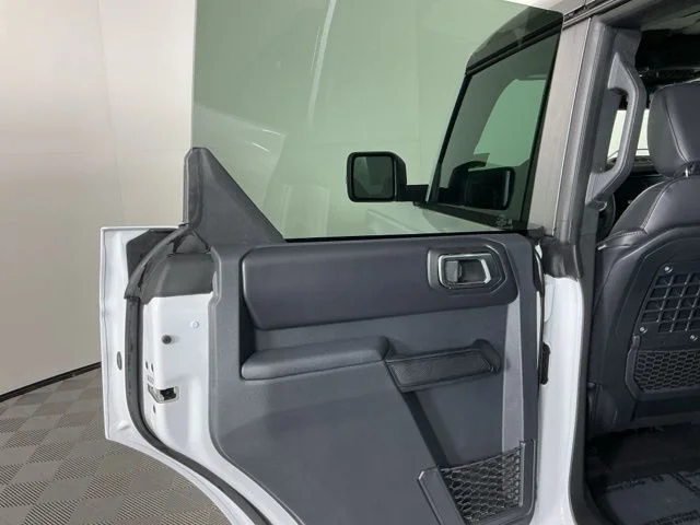 New 2025 Oxford White Ford Badlands image 28