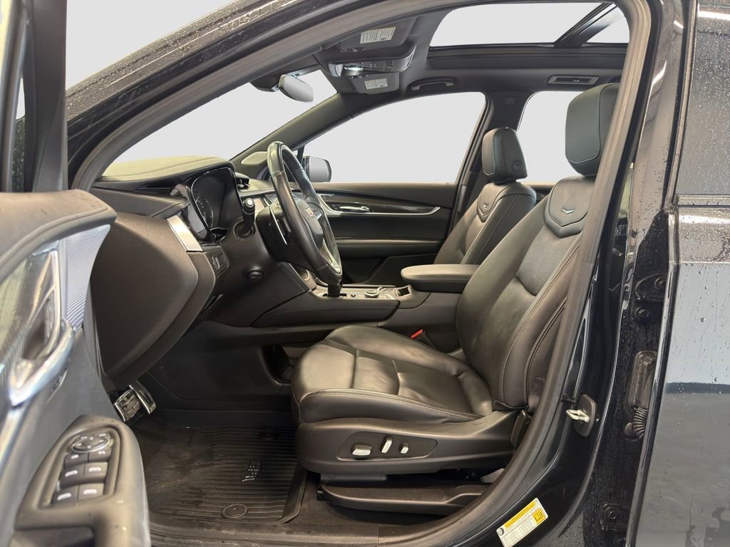 Used 2023 Stellar Black Metallic Cadillac Sport image 9