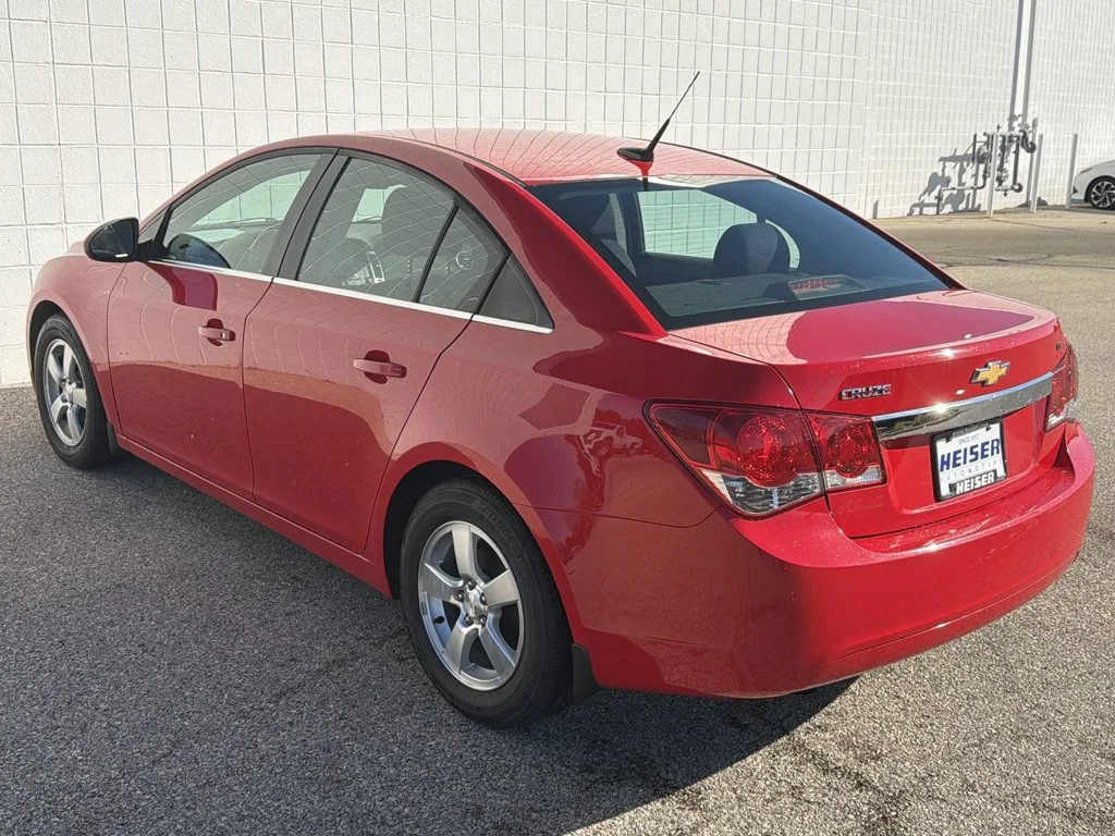 Used 2014 Red Chevrolet 1LT image 11