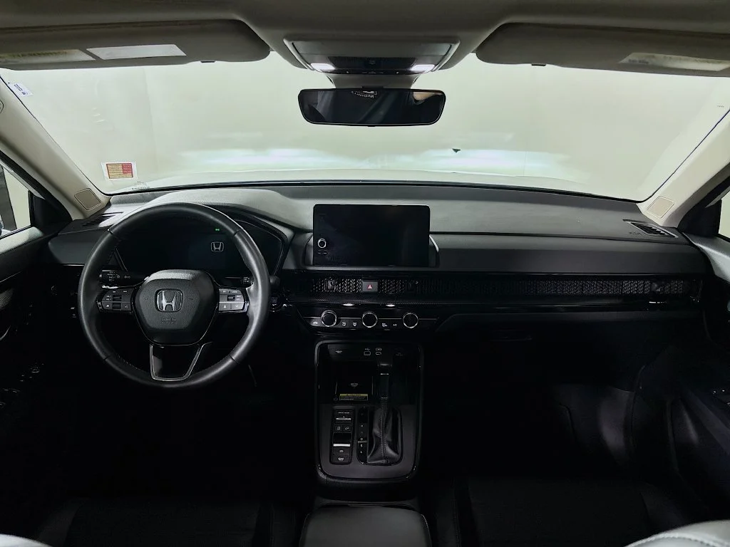 Used 2023 White Honda EX-L image 20