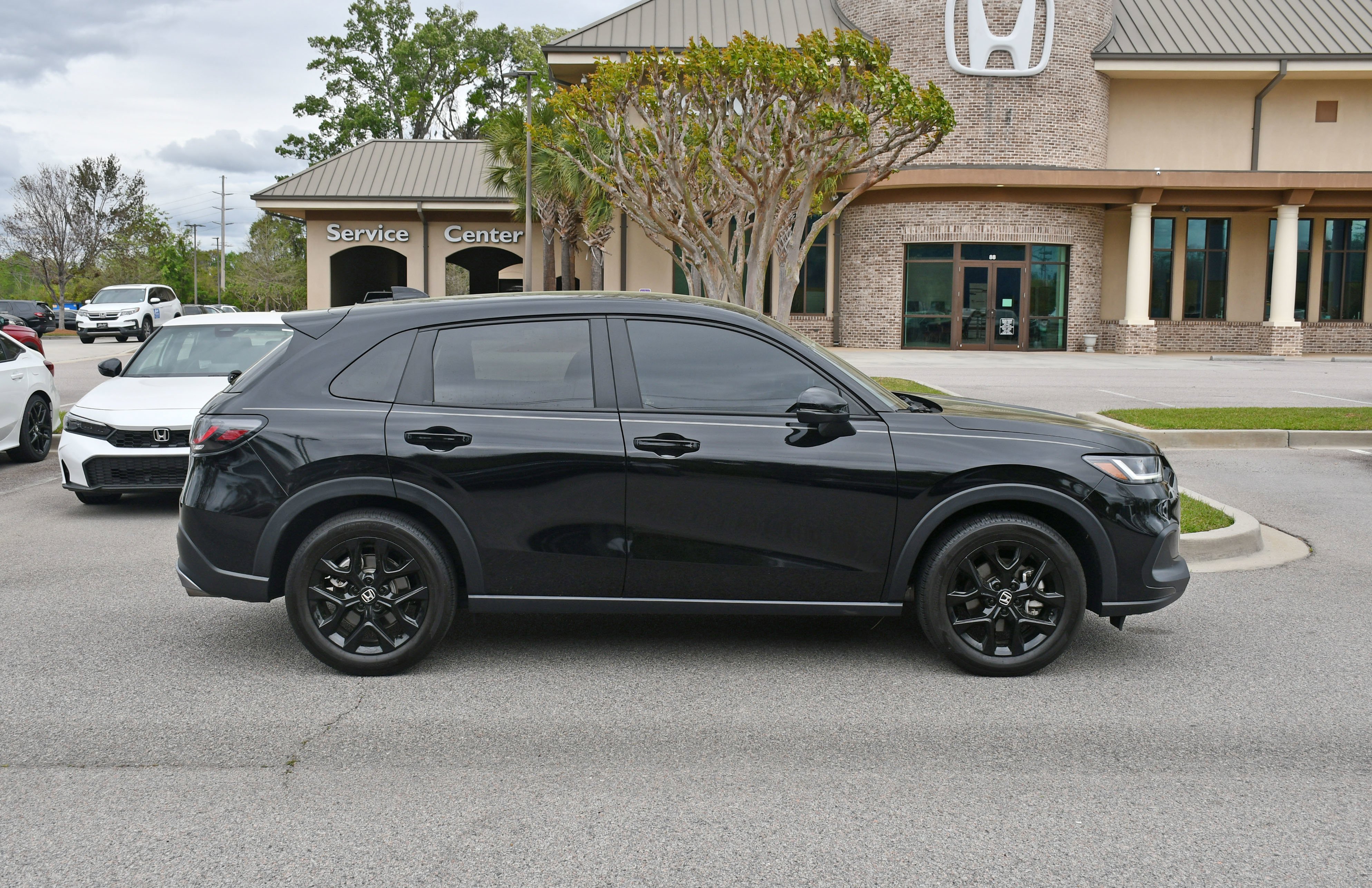 Used 2024 Black Honda Sport image 5