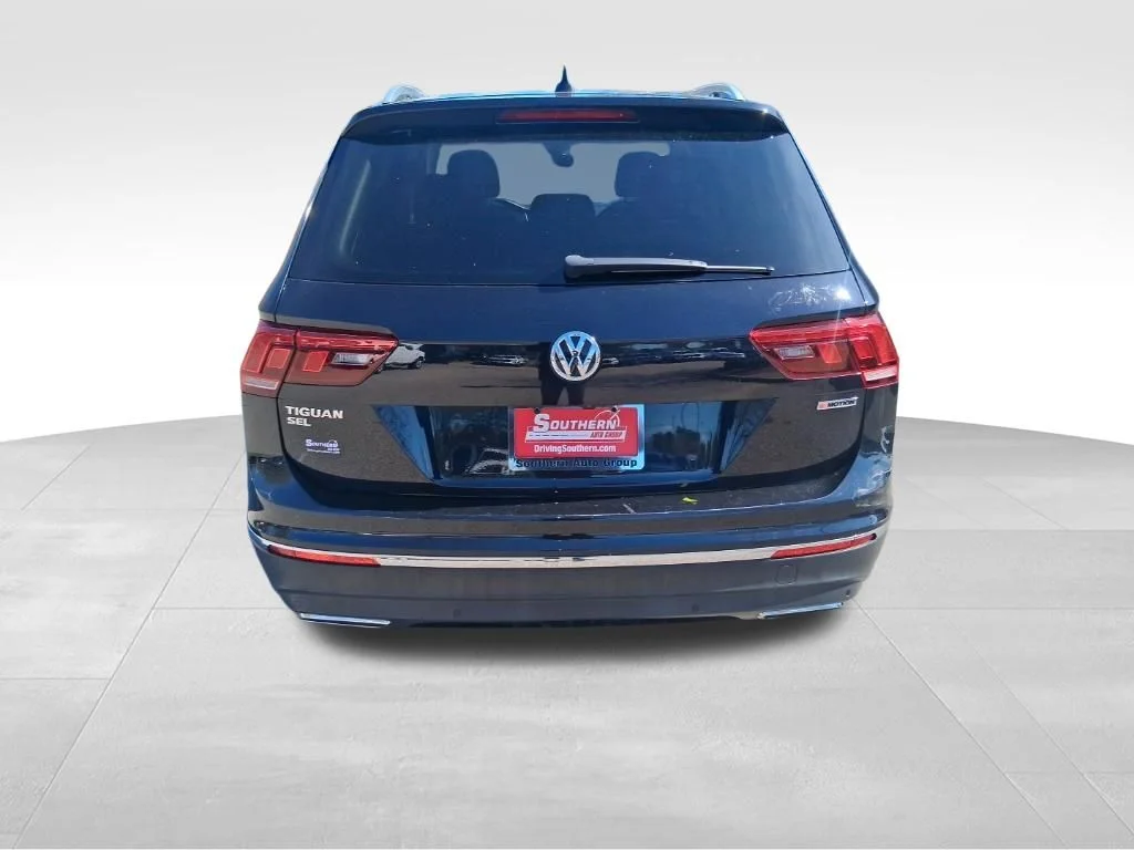 Used 2021 Black Volkswagen 2.0T SEL image 4