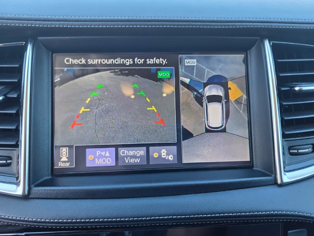 Used 2019 Lunar INFINITI ESSENTIAL image 11