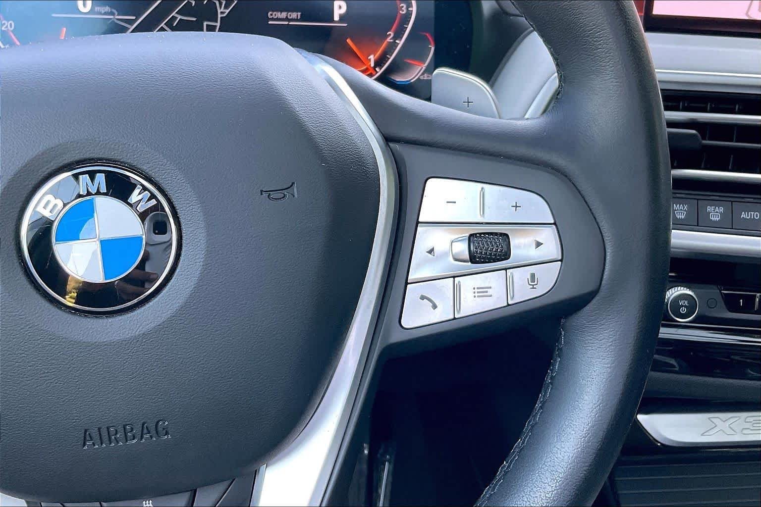 Used 2022 Mineral White Metallic BMW xDrive30i image 24