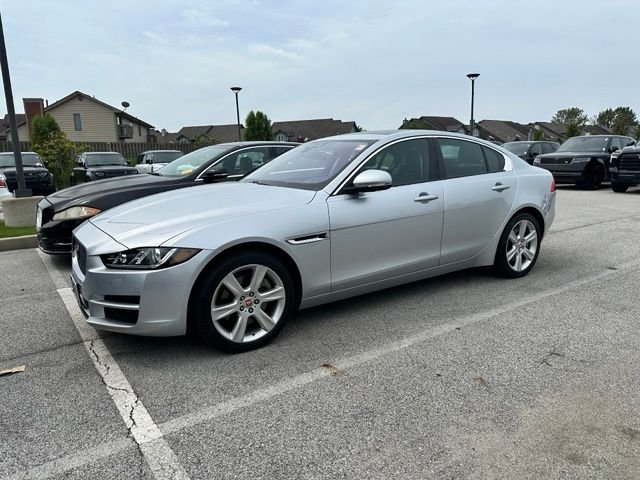 Used 2018 Indus Silver Jaguar 25t Premium image 1