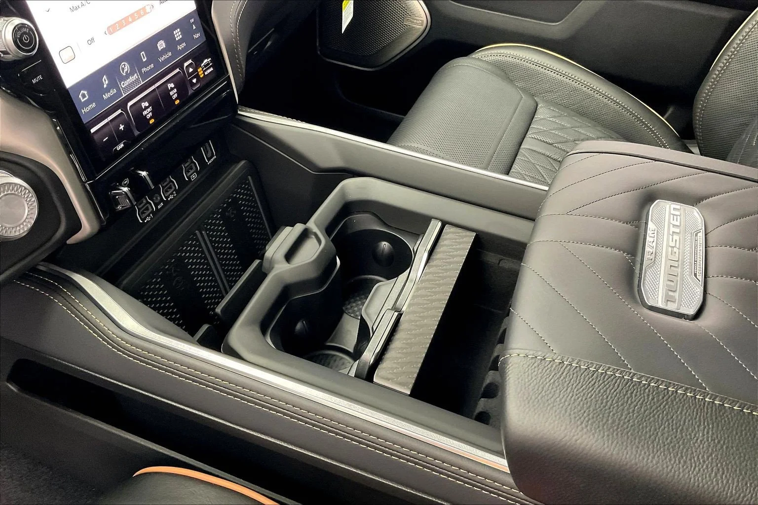 2026 RAM 1500 Tungsten - Photo 8