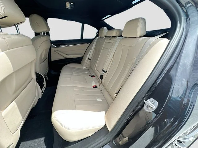 Used 2022 Gray BMW 530i image 25