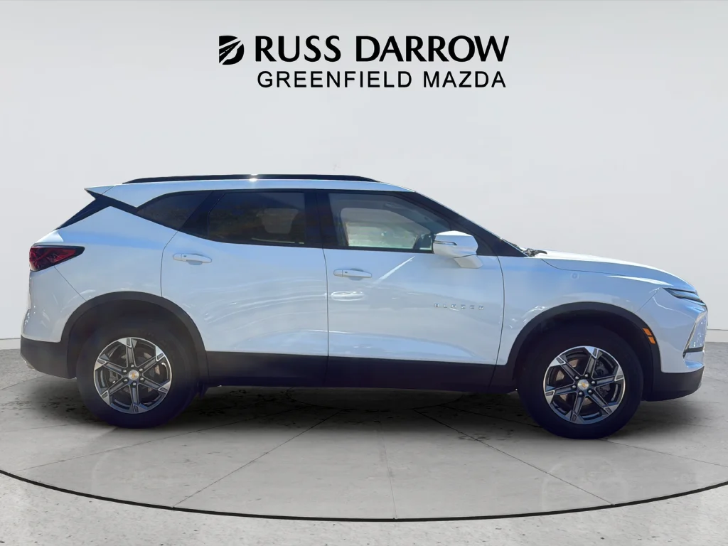 Used 2024 White Chevrolet LT image 6
