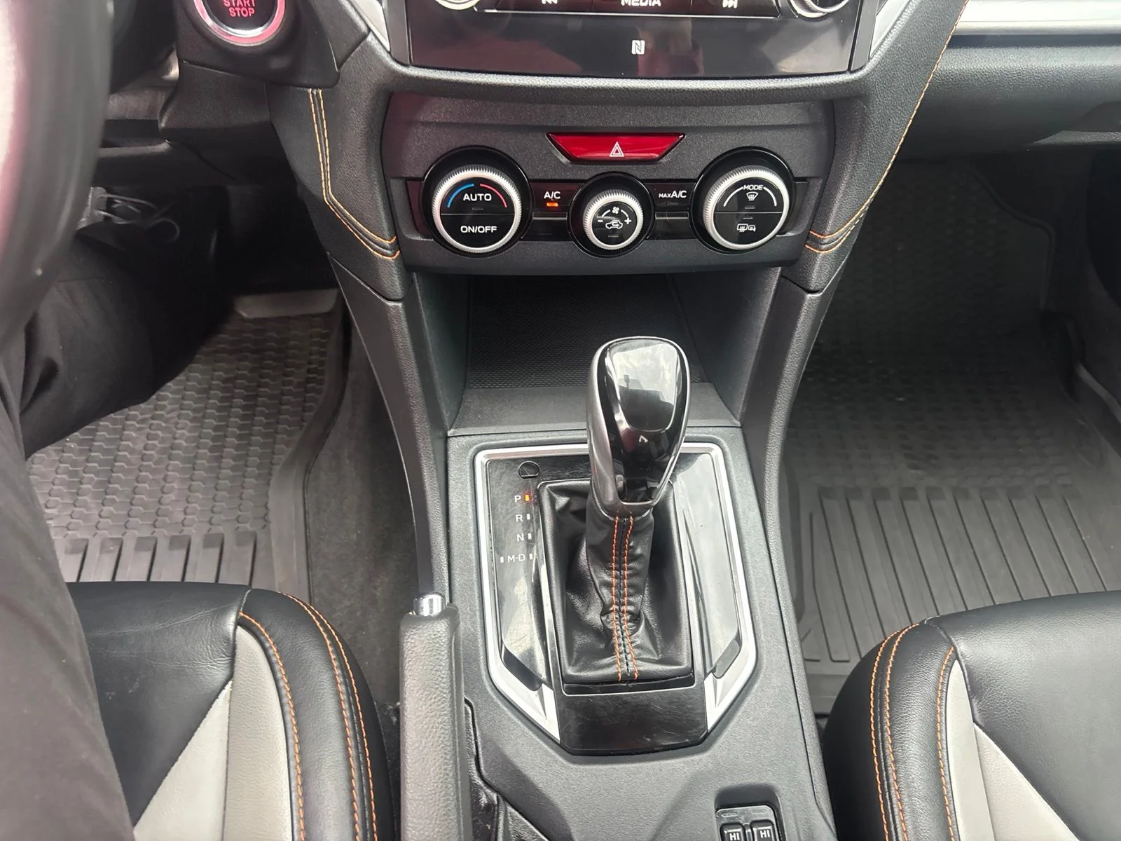 Used 2021 Crystal White Pearl Subaru Limited image 13