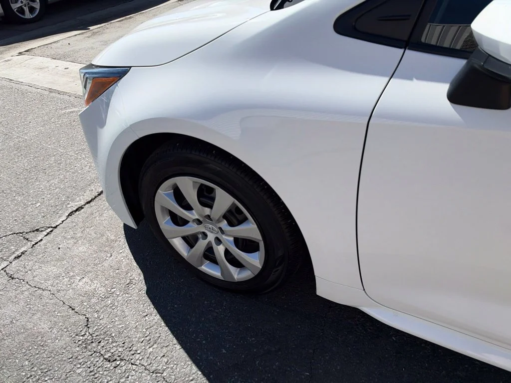 Used 2025 White Toyota LE image 11