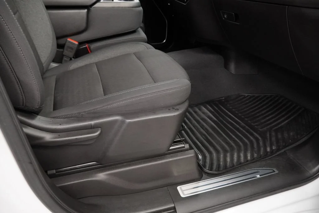 Used 2024 Summit White Chevrolet LT (2FL) image 31
