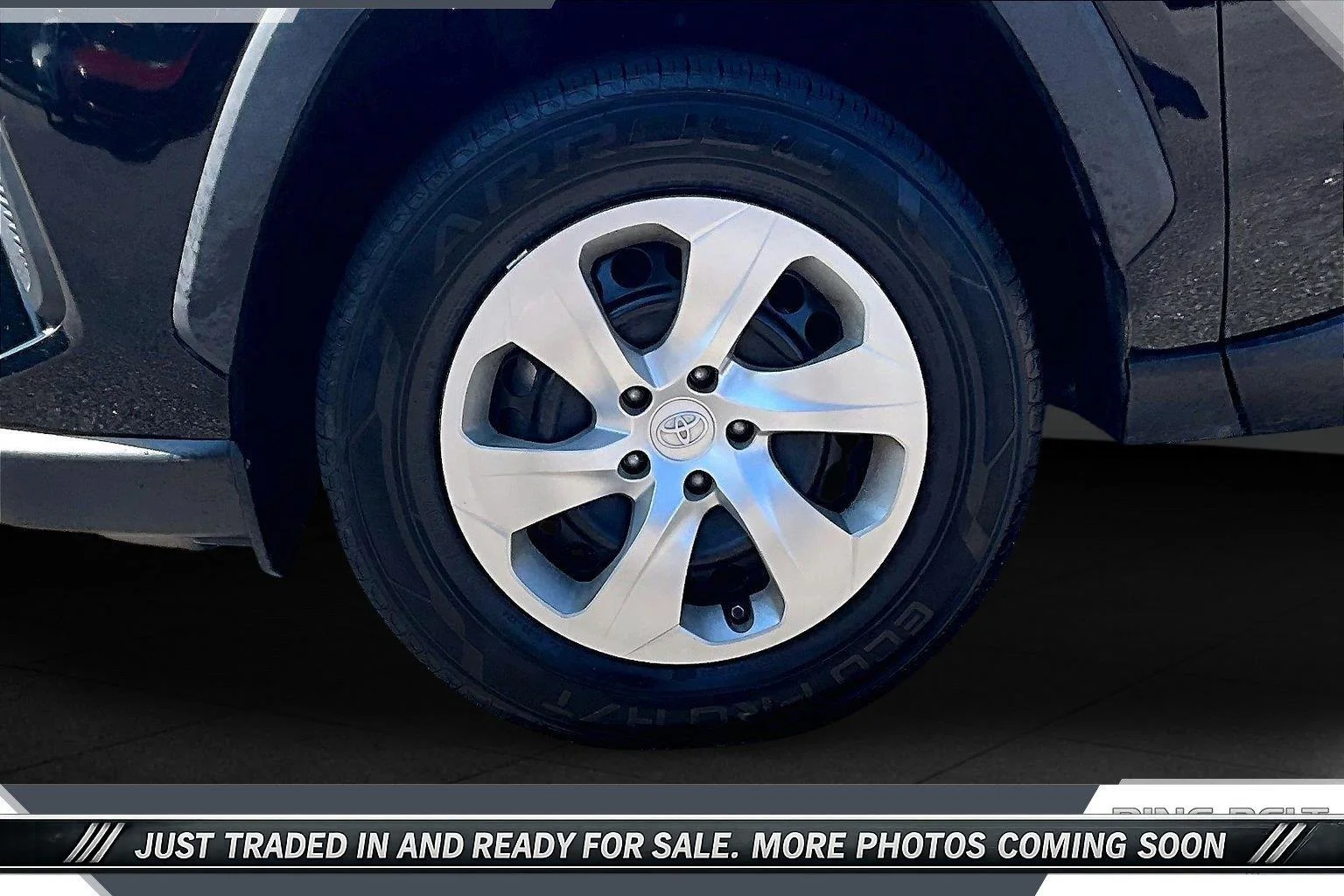 Used 2021 Midnight Black Metallic Toyota LE image 7