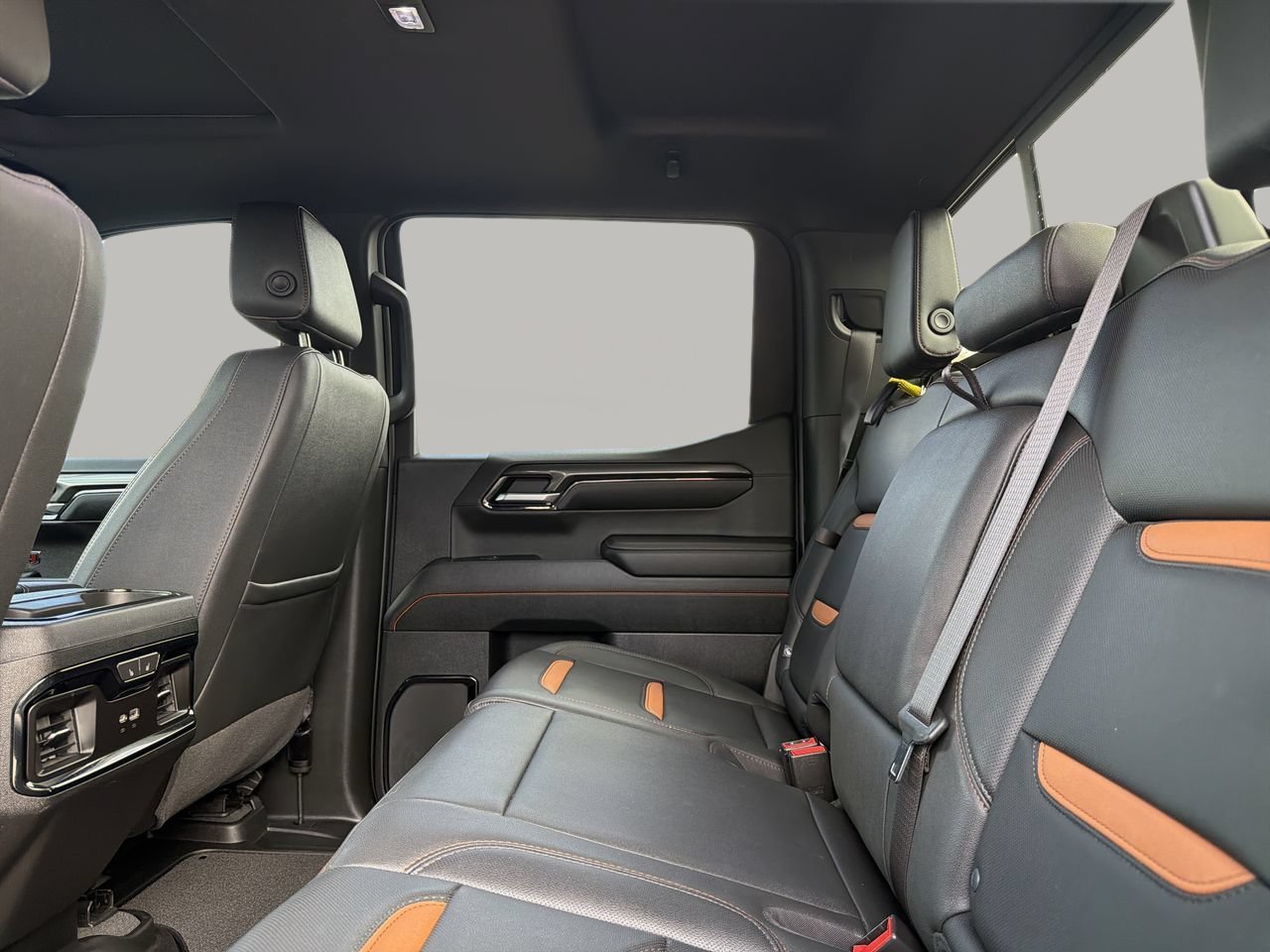 Used 2023 Sterling Metallic GMC AT4 image 16