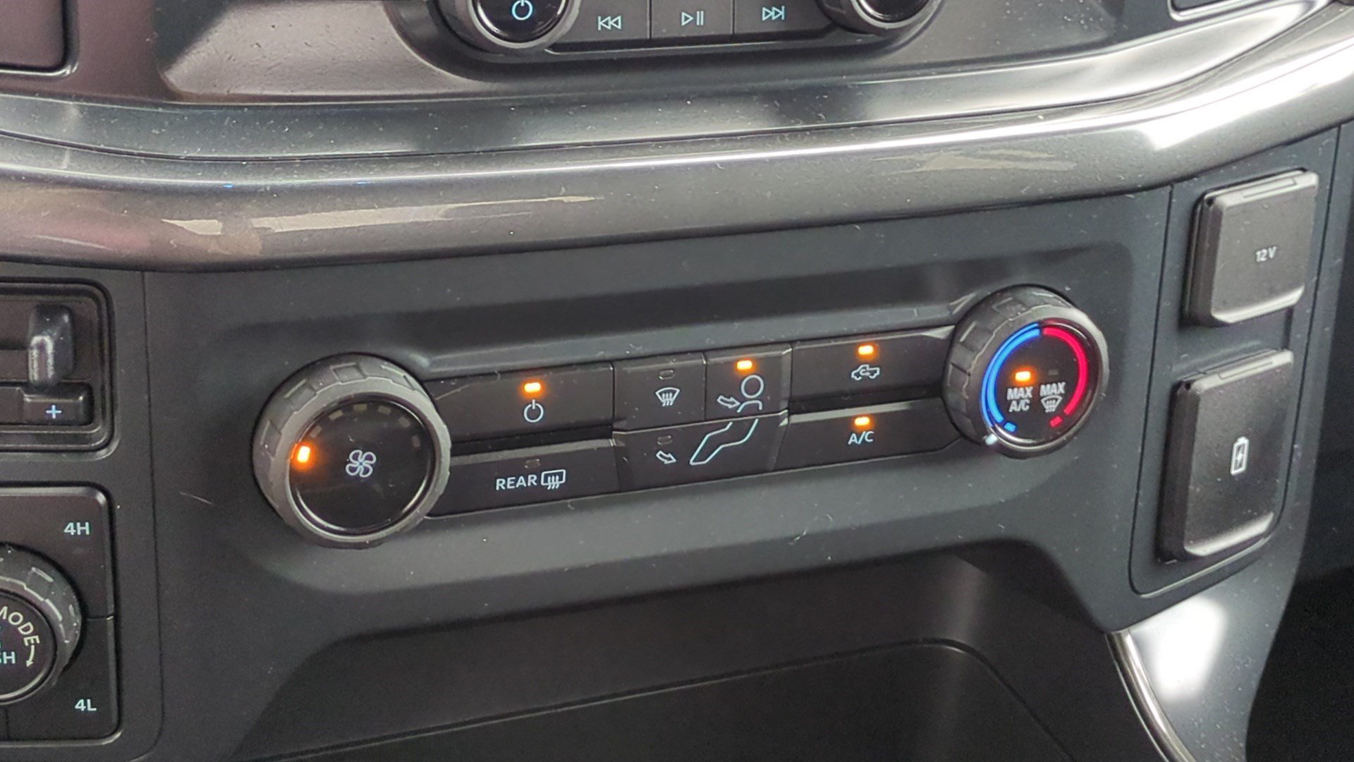 2022 Ford F-150 Tremor - Photo 24
